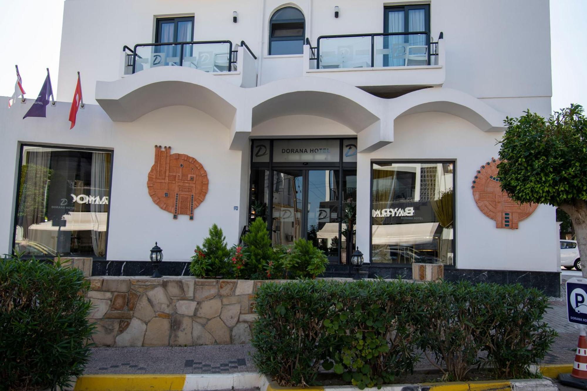 Dorana Hotel Кирения Экстерьер фото