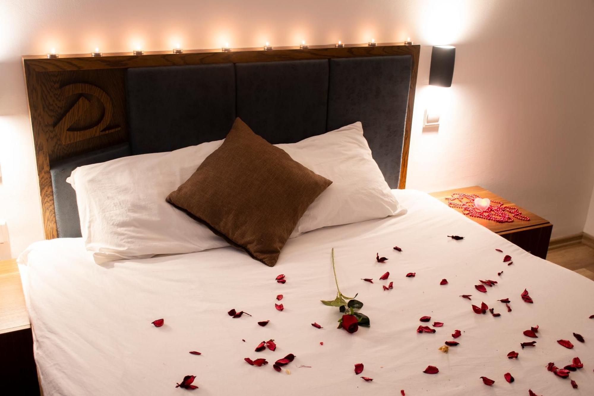 Dorana Hotel Кирения Экстерьер фото